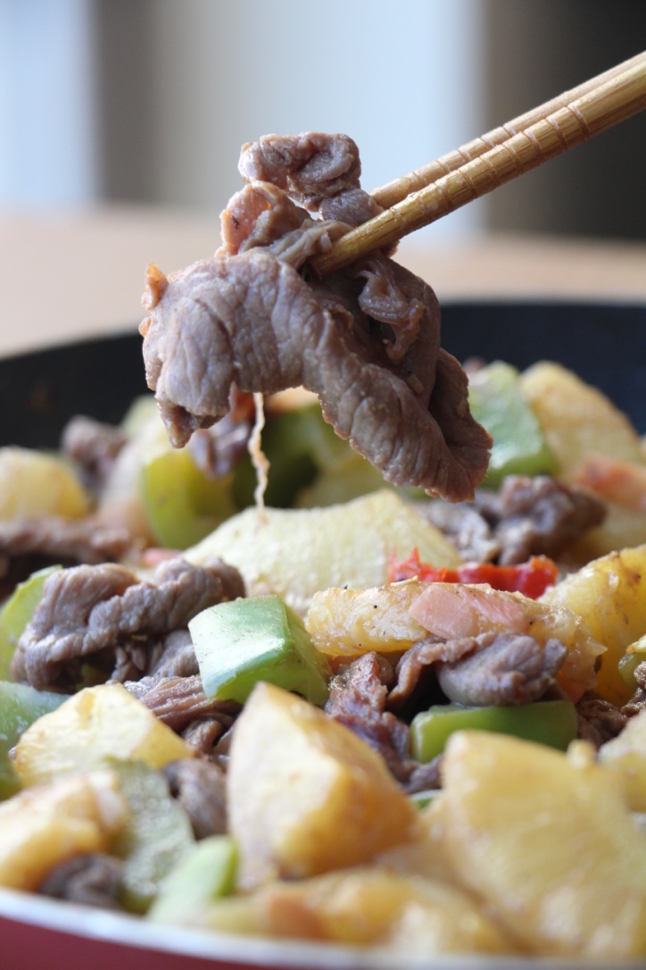 Stir-fry Beef with Pineapples & Pickled Ginger 紫蘿牛肉 (Paleo, GF, Oil Free)