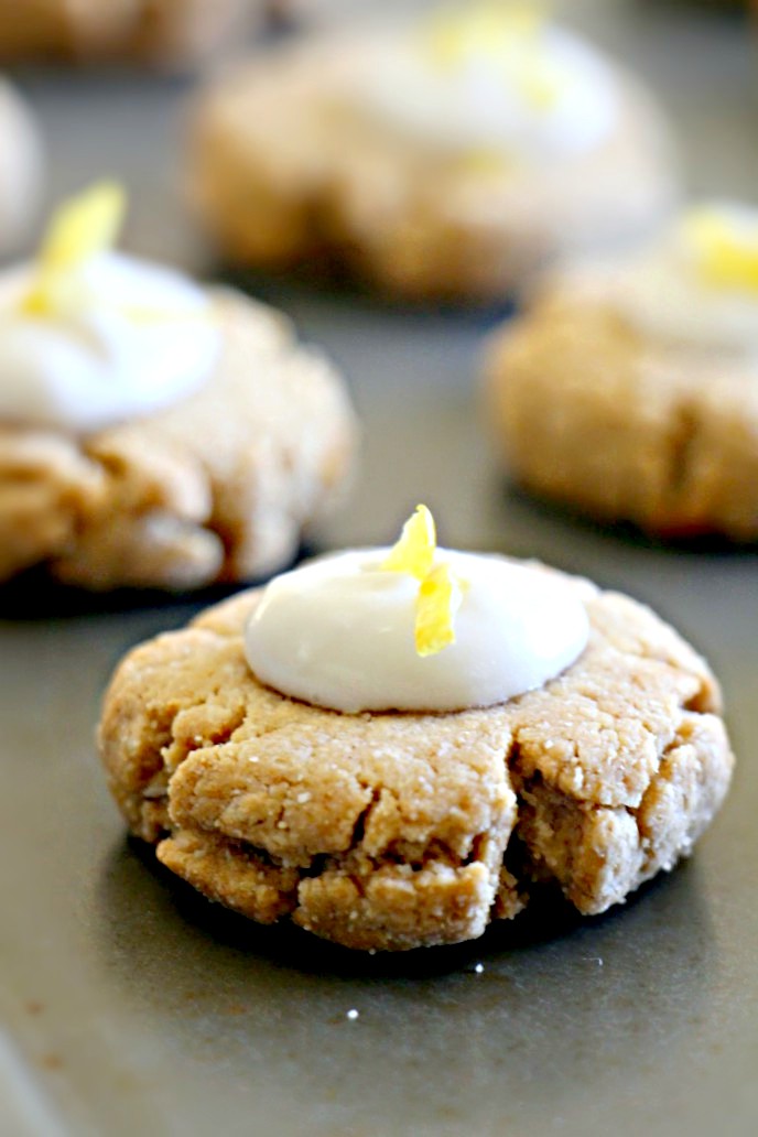 Paleo Gingernut Cookies with Lemon-Coconut Icing (Vegan, Oil-Free)
