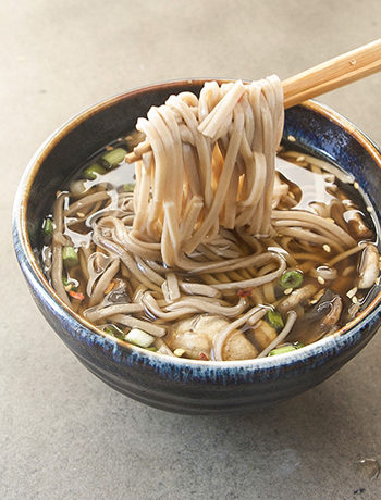 How to Make Soba Noodle Soup in 15 minutes (GF, Vegan Option, Oil-Free)
