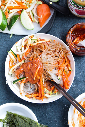 Korean Spicy Cold Noodles (Fruit Sweetened)