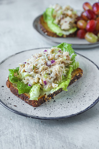 5-minute Healthy Chicken Salad (Gluten Free, Dairy Free, Nut-Free)