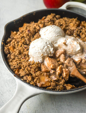 Gluten Free & Vegan Apple Crisp (low sugar)